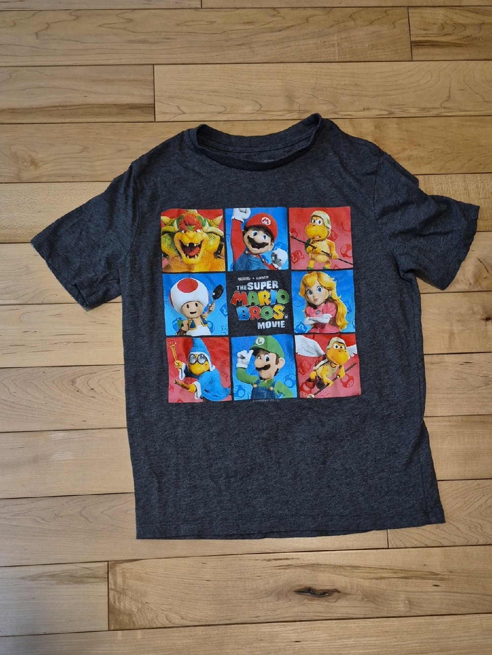 Boys Size 10/12 The Super Mario Bros. Movie Graphic Tee - Charcoal